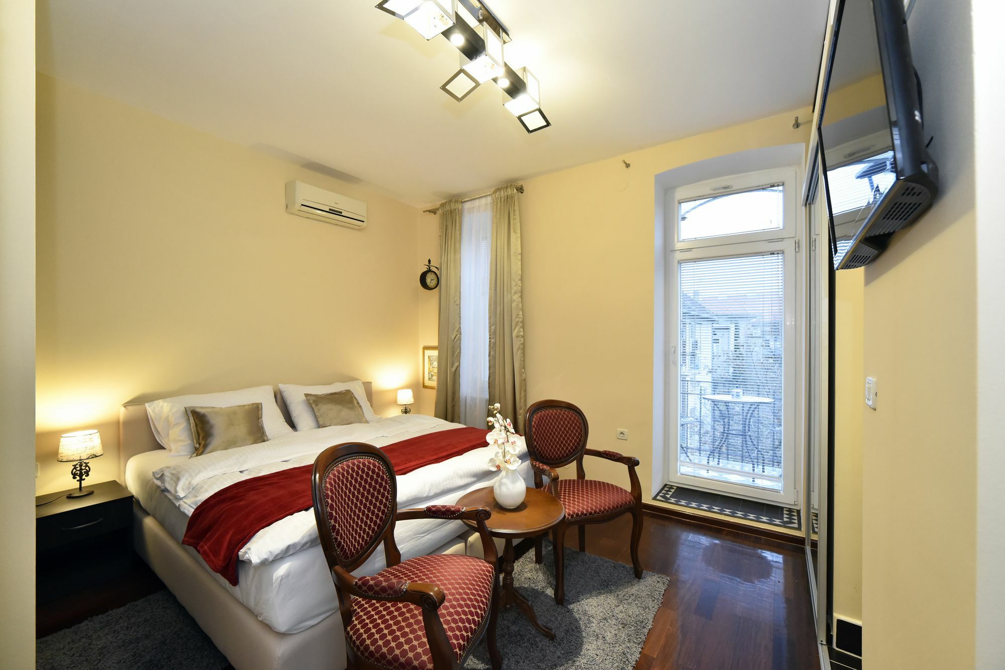 Luxury Residence Center Apartment Загреб Екстериор снимка